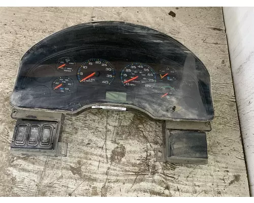 INTERNATIONAL 7400 Instrument Cluster