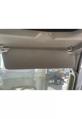 INTERNATIONAL 7400 Interior Sun Visor