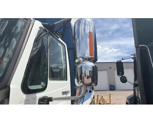 INTERNATIONAL 7400 MIRROR ASSEMBLY CABDOOR