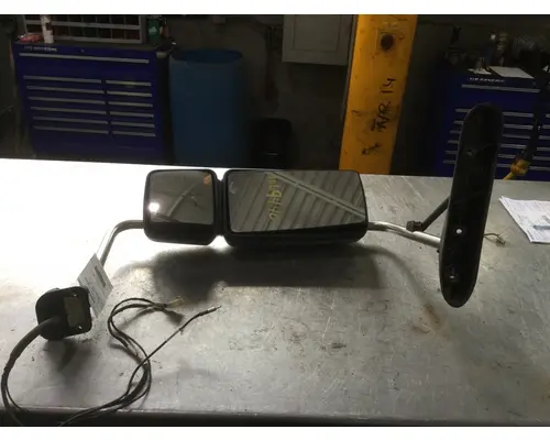 INTERNATIONAL 7400 Mirror (Side View)