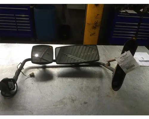 INTERNATIONAL 7400 Mirror (Side View)