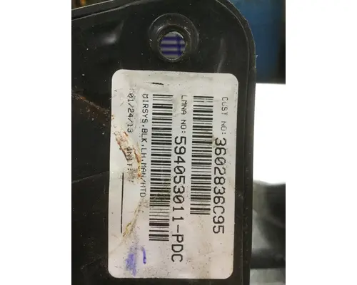 INTERNATIONAL 7400 Mirror (Side View)