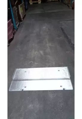 INTERNATIONAL 7400 Muffler Shield