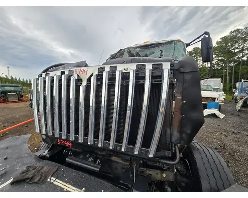 INTERNATIONAL 7400 Radiator Overflow Bottle