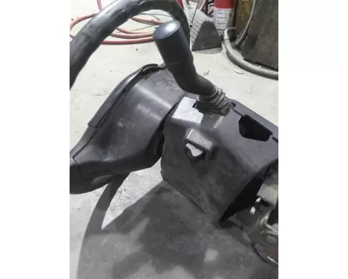 INTERNATIONAL 7400 STEERING COLUMN