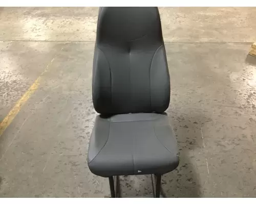 INTERNATIONAL 7400 Seat, Front