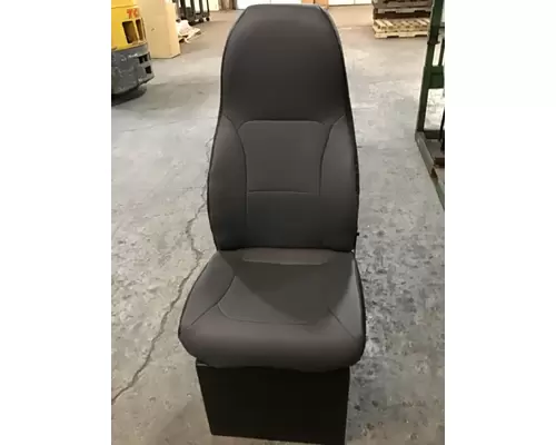 INTERNATIONAL 7400 Seat, Front