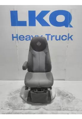 INTERNATIONAL 7400 Seat, Front