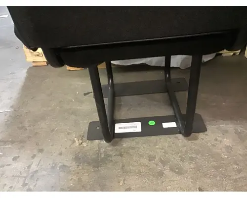 INTERNATIONAL 7400 Seat Assemblies