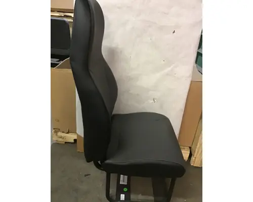 INTERNATIONAL 7400 Seat Assemblies