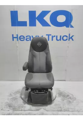 INTERNATIONAL 7400 Seat