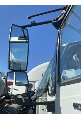 INTERNATIONAL 7400 Side View Mirror