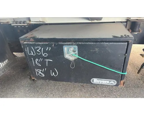 INTERNATIONAL 7400 TOOL BOX