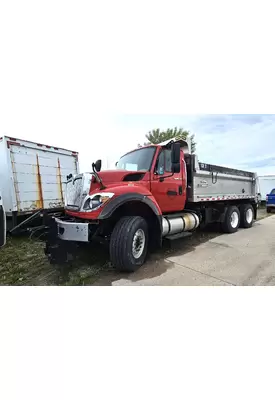 INTERNATIONAL 7400 Used Trucks