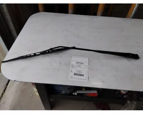 INTERNATIONAL 7400 WINDSHIELD WIPER ARM