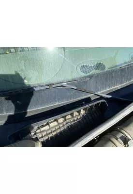 INTERNATIONAL 7400 Windshield Wiper Arm