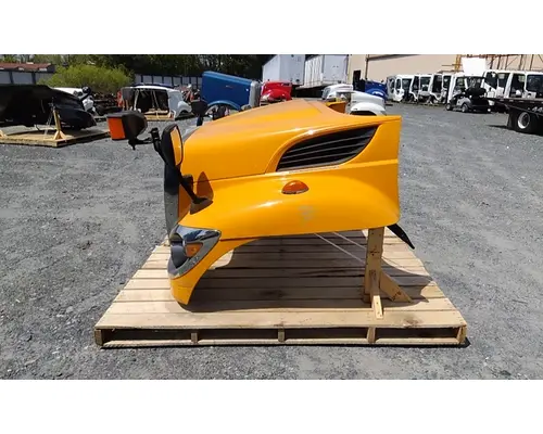 INTERNATIONAL 7500 2008-2014 HOOD