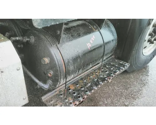 INTERNATIONAL 7500 AIR TANK