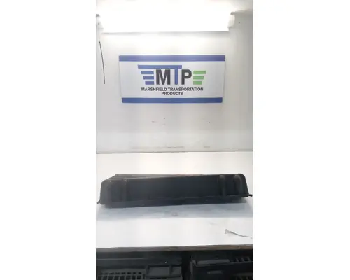 INTERNATIONAL 7500 Battery Box