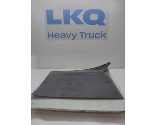 INTERNATIONAL 7500 Brackets, Misc.