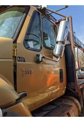 INTERNATIONAL 7500 Cab Mount