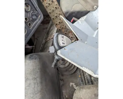 INTERNATIONAL 7500 Cab Mount