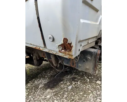 INTERNATIONAL 7500 Cab Mount