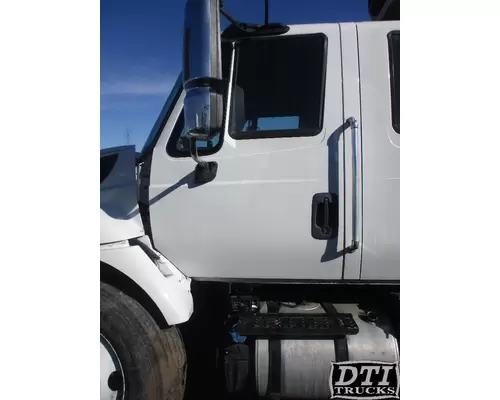 INTERNATIONAL 7500 Cab