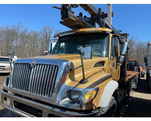 INTERNATIONAL 7500 Complete Vehicle