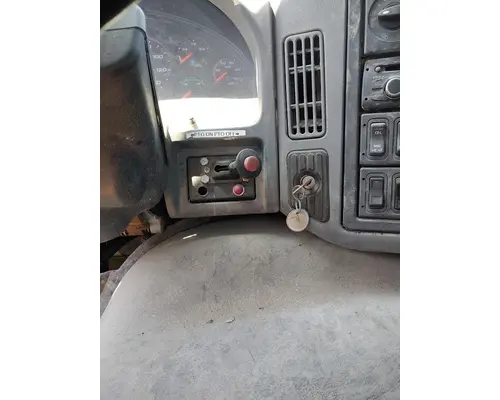 INTERNATIONAL 7500 Complete Vehicle