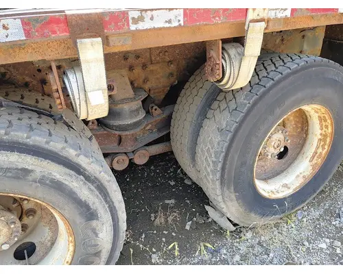 INTERNATIONAL 7500 Complete Vehicle