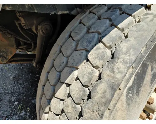 INTERNATIONAL 7500 Complete Vehicle