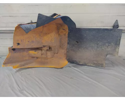 INTERNATIONAL 7500 FENDER EXTENSION
