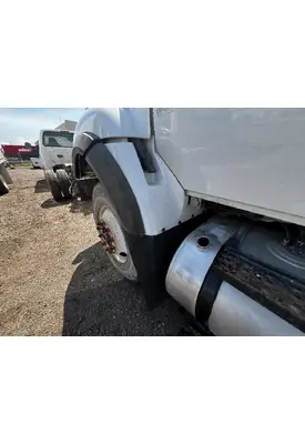 INTERNATIONAL 7500 Fender Extension