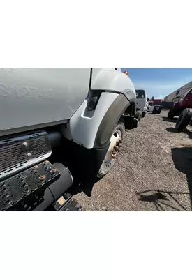 INTERNATIONAL 7500 Fender Extension