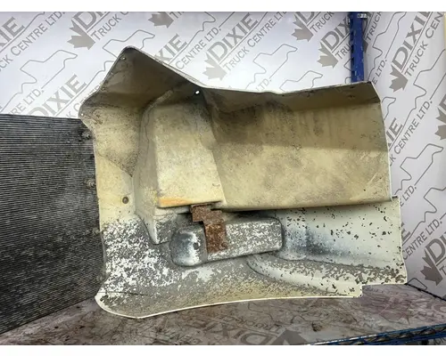 INTERNATIONAL 7500 Fender Extension