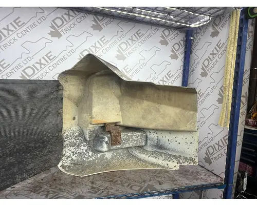 INTERNATIONAL 7500 Fender Extension