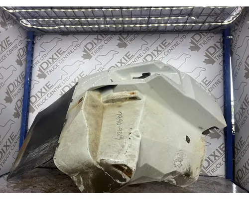 INTERNATIONAL 7500 Fender Extension