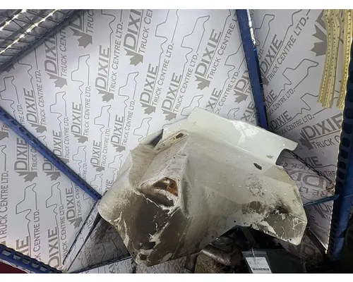 INTERNATIONAL 7500 Fender Extension