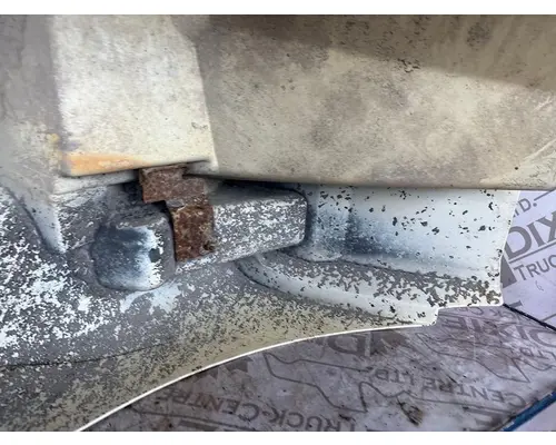 INTERNATIONAL 7500 Fender Extension