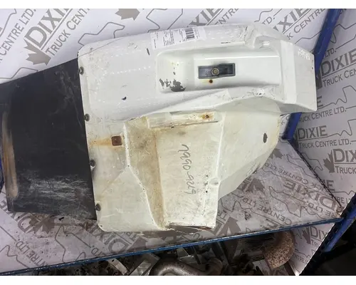 INTERNATIONAL 7500 Fender Extension