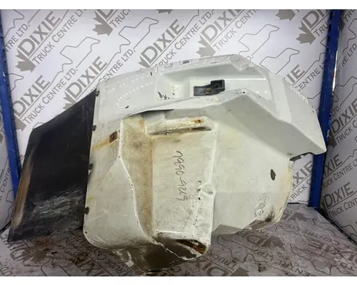 INTERNATIONAL 7500 Fender Extension