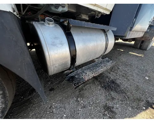 INTERNATIONAL 7500 Fuel Tank