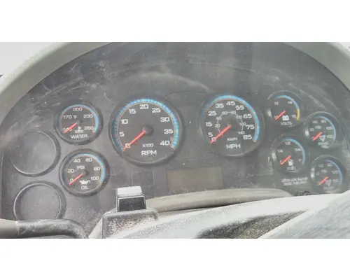 INTERNATIONAL 7500 GAUGE CLUSTER