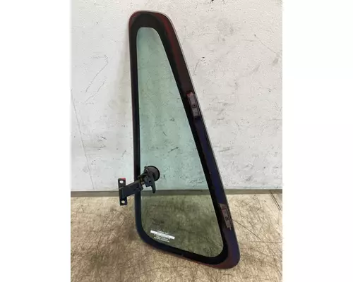 INTERNATIONAL 7500 Glass