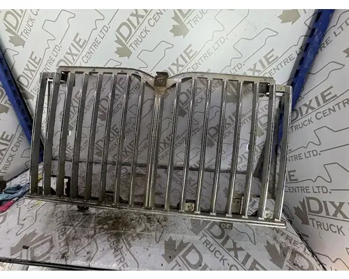 INTERNATIONAL 7500 Grille