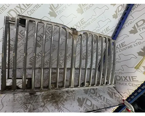 INTERNATIONAL 7500 Grille