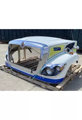 INTERNATIONAL 7500 Hood