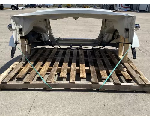 INTERNATIONAL 7500 Hood
