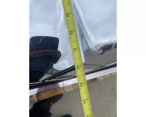 INTERNATIONAL 7500 Hood